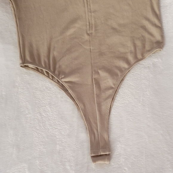 NWT Zip Front Bodysuit - Picture 7 of 15